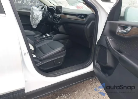 2020 Ford Escape Titanium from USA, damaged, VIN 1FMCU9J95LUC22187